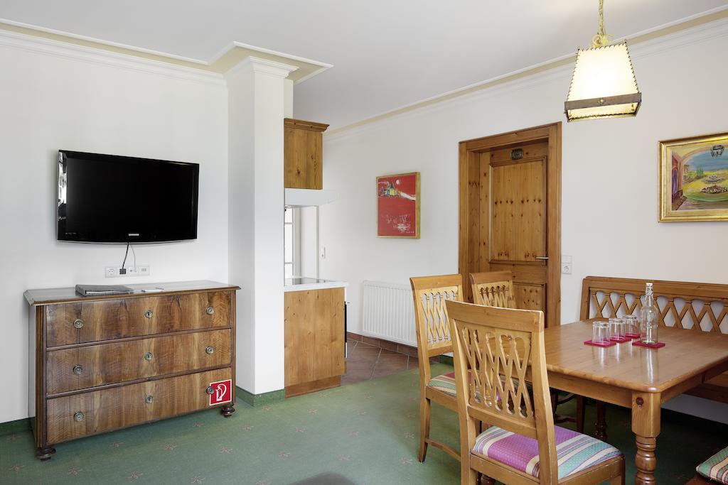 Aparthotel Chalet Wetzlgut Bad Gastein Δωμάτιο φωτογραφία